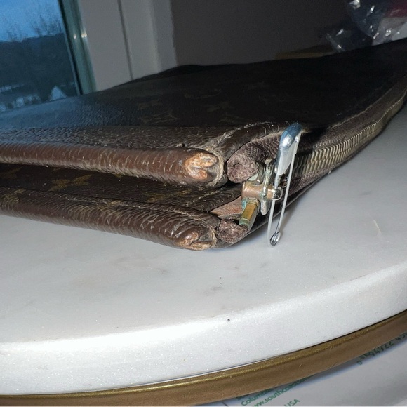 PROJECT PIECE Vintage Louis Vuitton Document Bag - Dark Brown Monogram - Picture 16 of 16